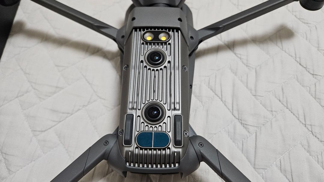 dji 매빅3(Mavic3) 플라이모어 콤보 양도합니다. 이미지