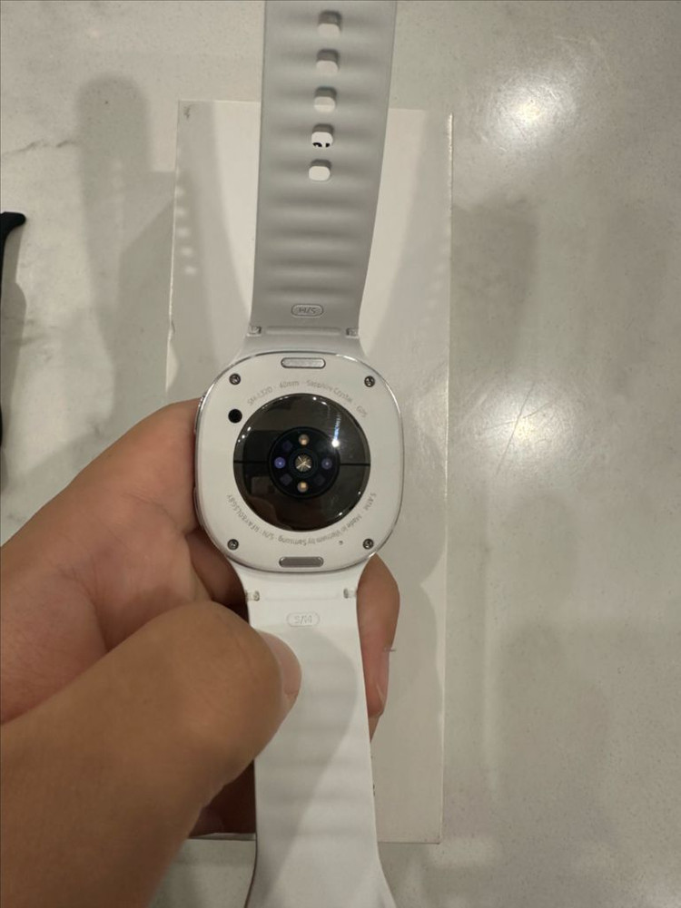 갤럭시워치8 실버 40mm (풀박스) 이미지
