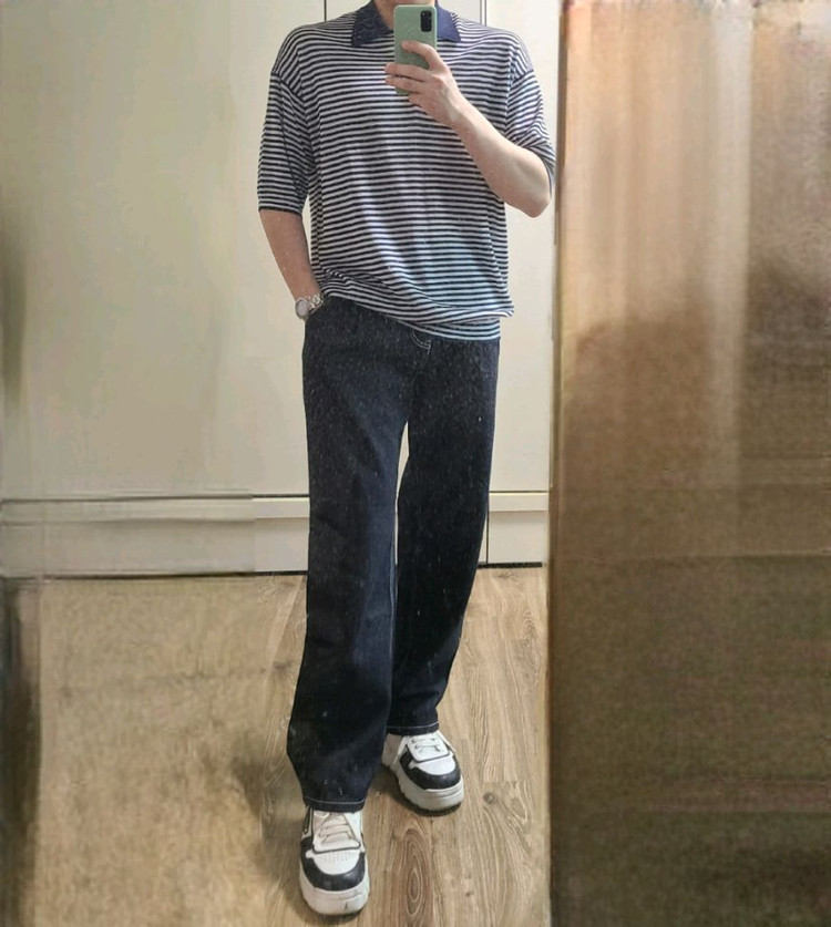 프라다 오버핏 카라 반팔티 맨투맨자켓패딩루이비통프라다디올셀린느톰브라운몽클레어스톤아일랜드에르메스준지 이미지