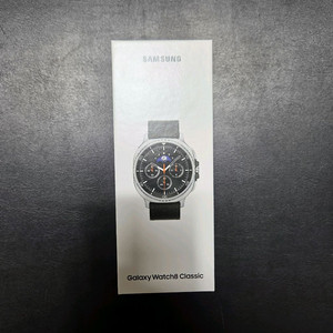 미개봉 갤럭시워치8 클래식 46mm 블랙 블루투스 팝니다!! 이미지