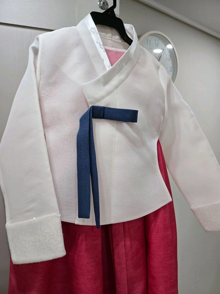 한복드레스 한복 새상품 13호 (모리앙, 예화 스타일) 이미지
