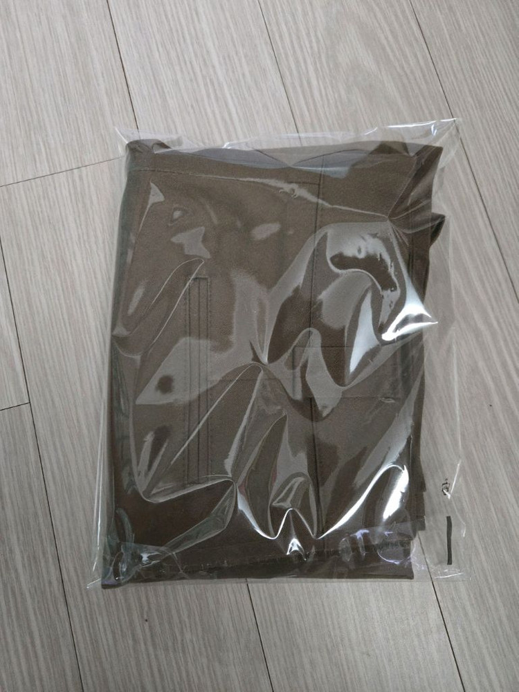 [재질좋음]깔끔한 브라운 반바지 이미지