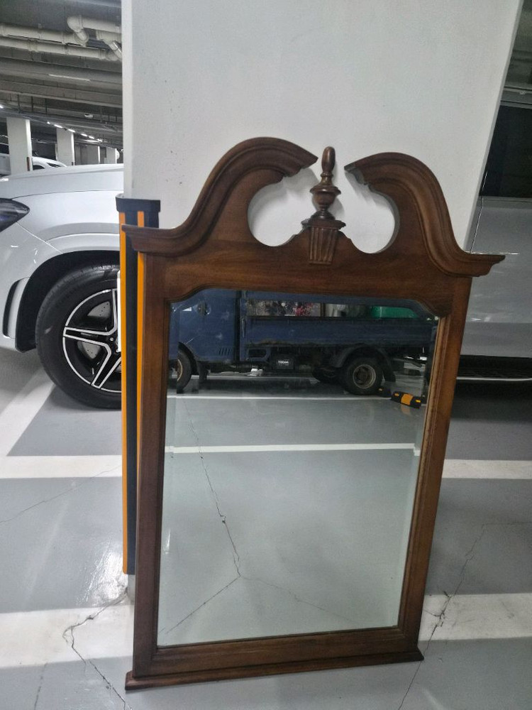 미국 엔틱 벽걸이 거울 이미지