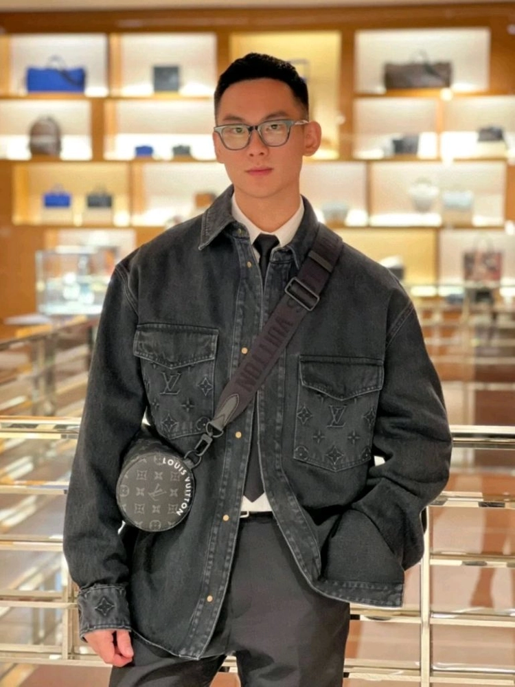 루이비통 엠보스드 데님 오버셔츠 이미지