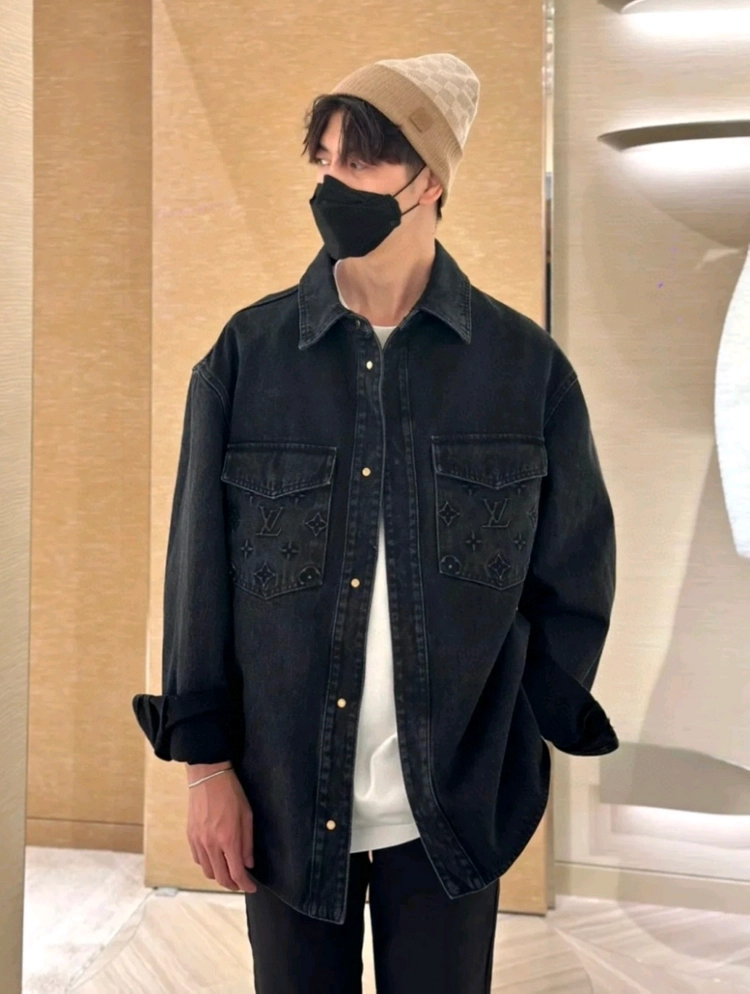 루이비통 엠보스드 데님 오버셔츠 이미지