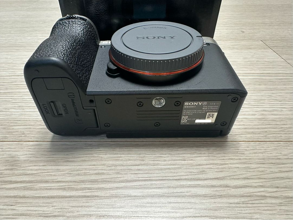 소니 정품 A7C2 바디 판매합니다 이미지