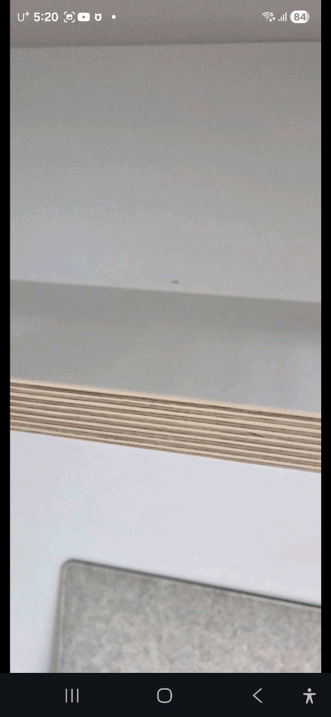데스커 책상 모션데스크 이미지