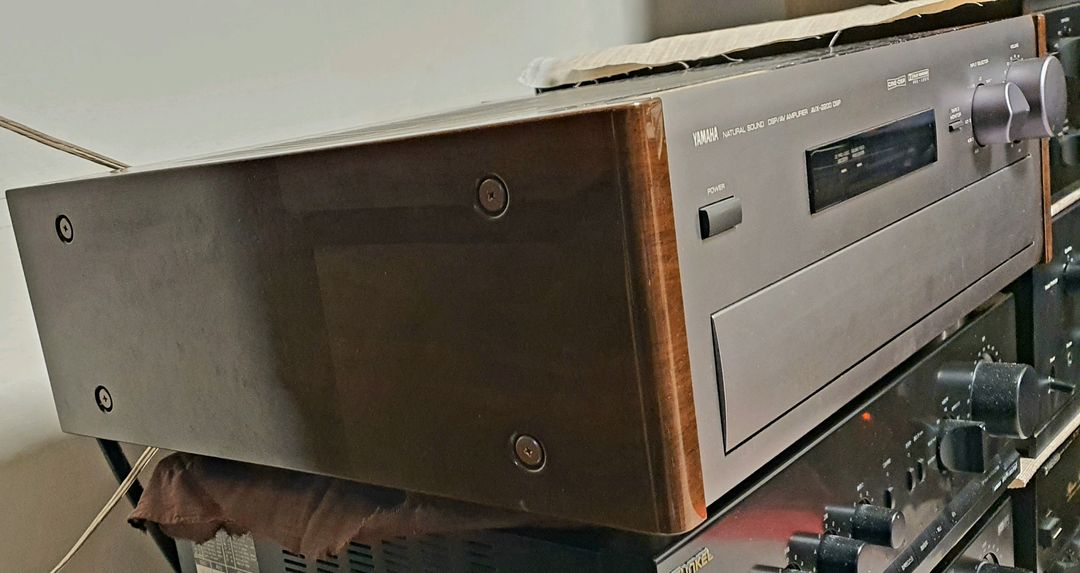 야마하 YAMAHA AVX-2000DSP 앰프 이미지