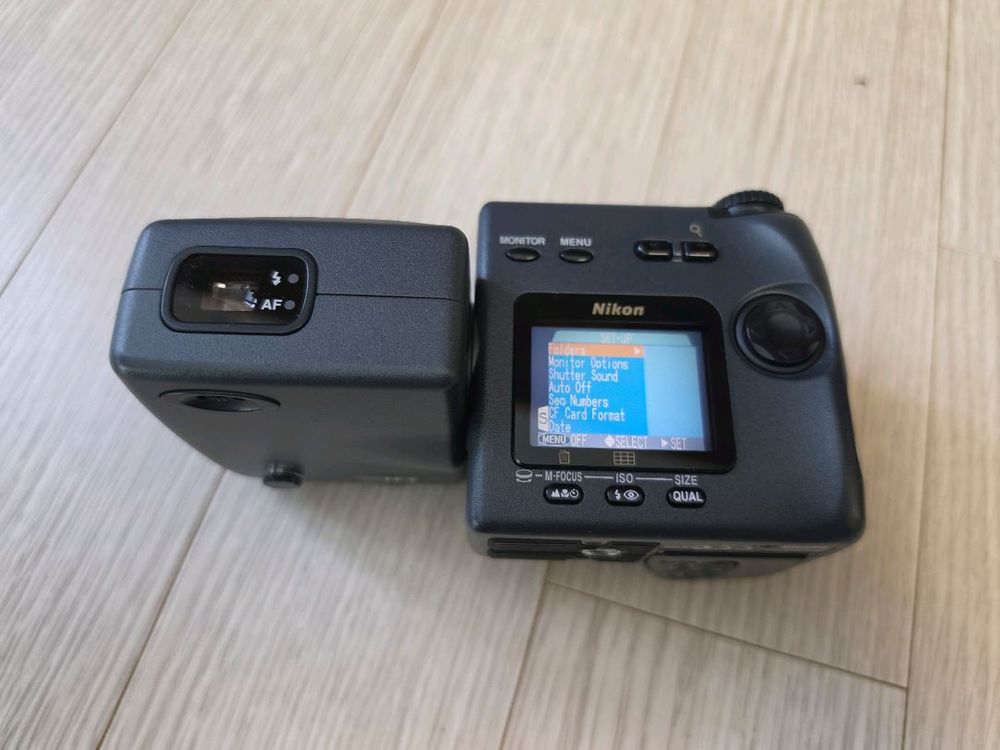 니콘 쿨픽스990 coolpix990 빈티지 디카 판매합니다 이미지