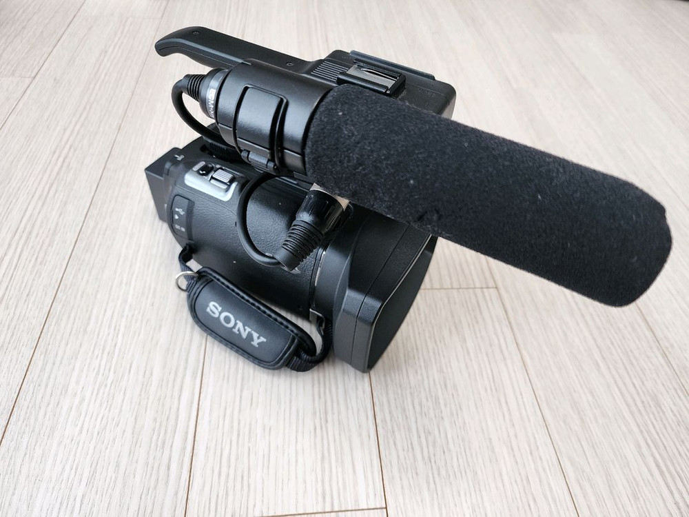 소니 3d 캠코더 hxr-nx3d1n 판매합니다 이미지