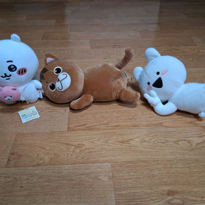 캐릭터 인형 새거입니다 귀여워요 예쁜니다 선물해도 좋아요 필요하신 분들은 편하게 보세요 전체세트 15000 이미지