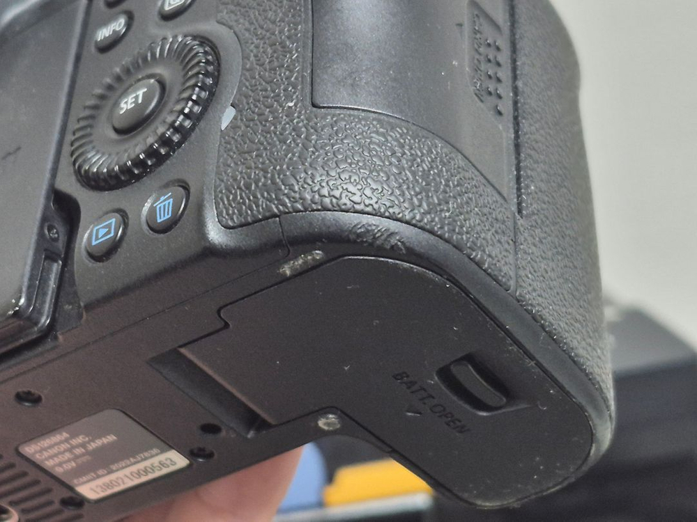 캐논 EOS R6 Mark II 풀박스 렌즈 3개 포함 이미지