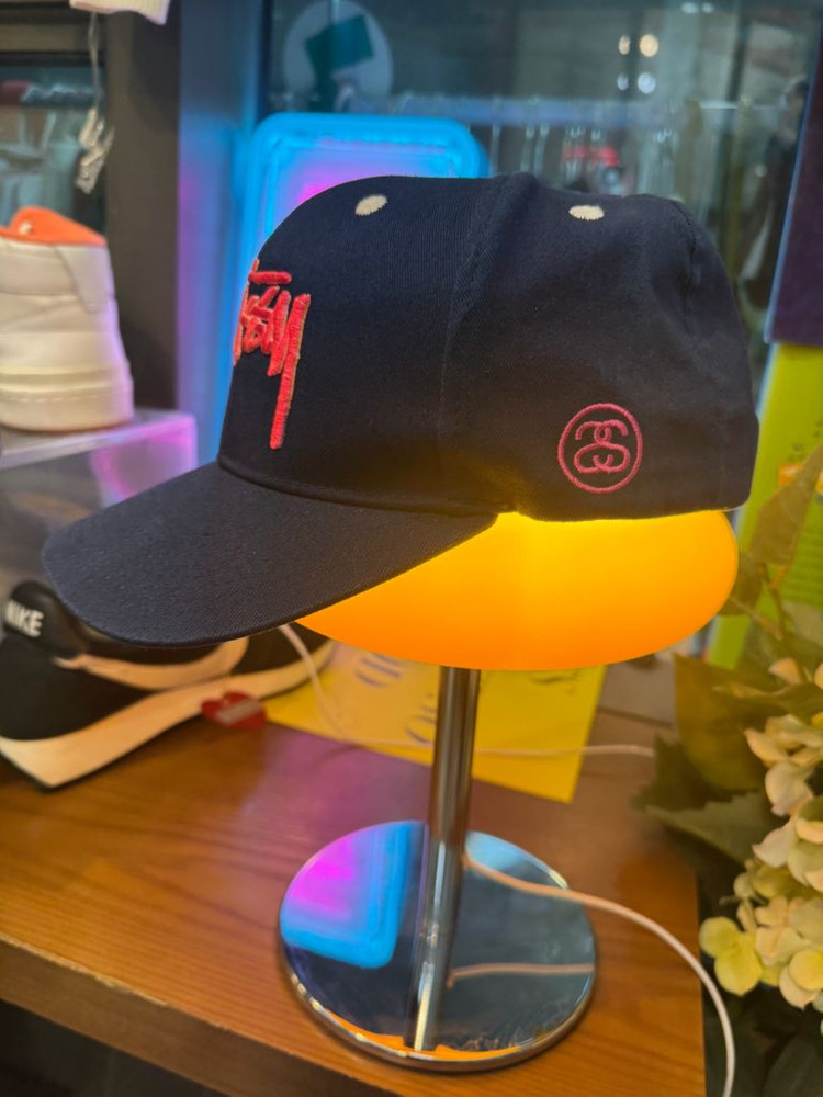 STUSSY 스투시 그라데이션 빅로고 스냅백 캡 - 네이비 이미지