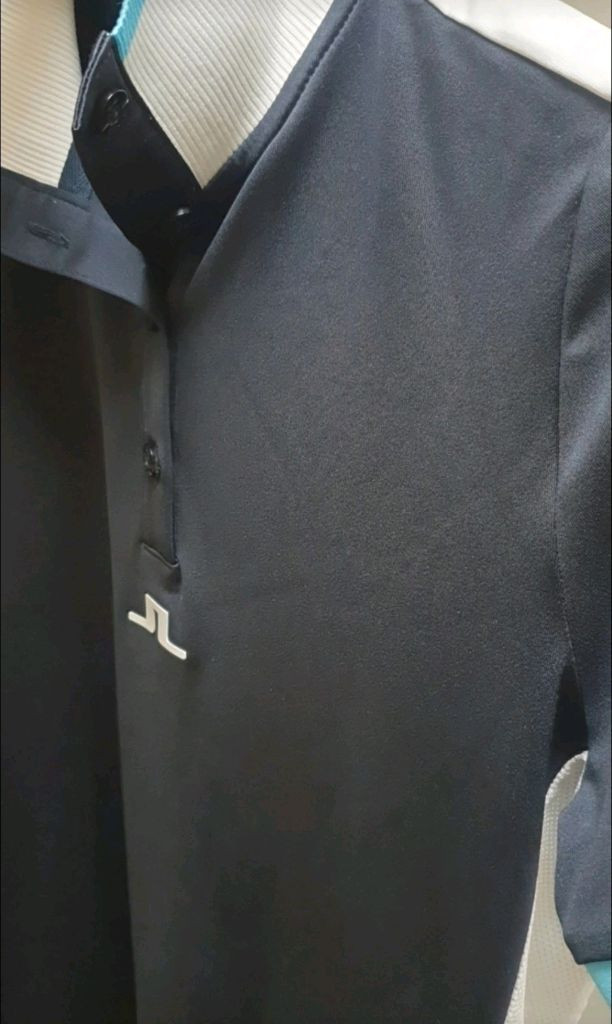 제이린드버그 정품 가능성 티셔츠 판매해요 이미지