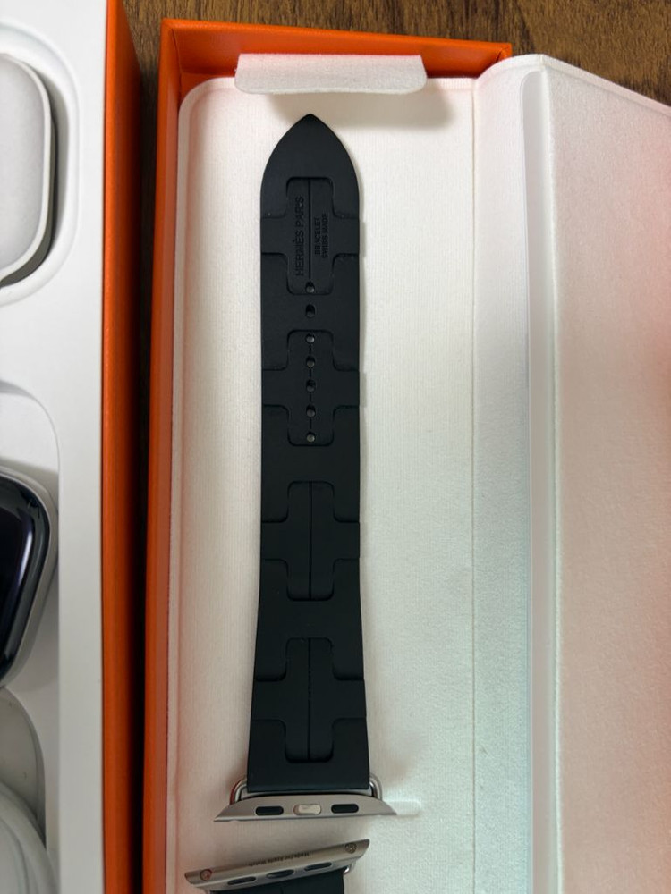 애플워치10 46mm 에르메스 + 킬림누아 밴드 이미지