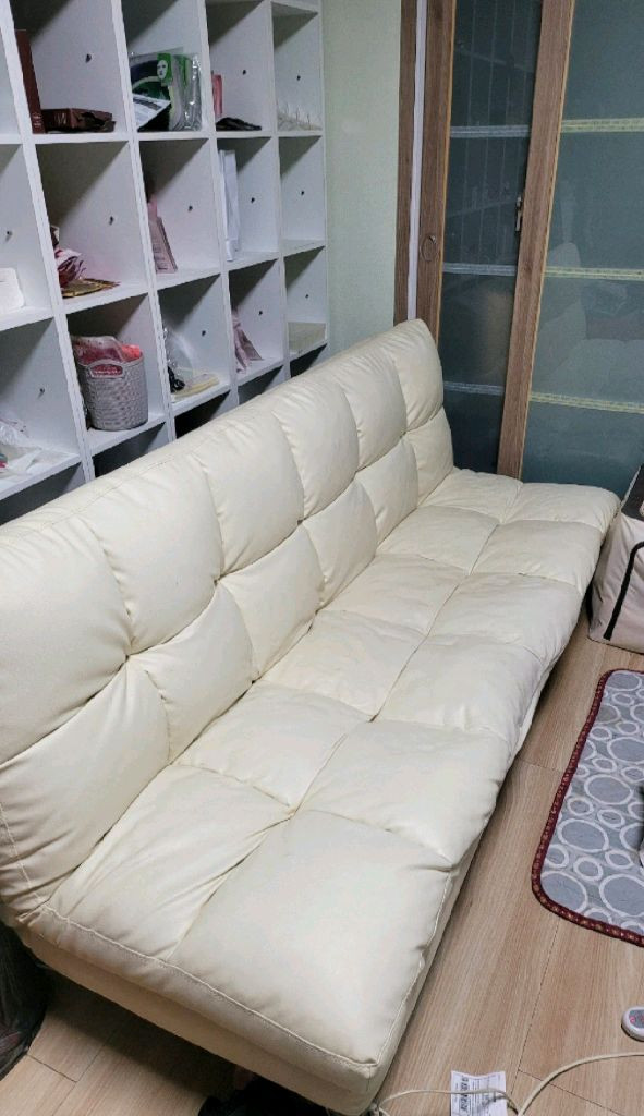 3인 접이식 쇼파 및 침대 이미지