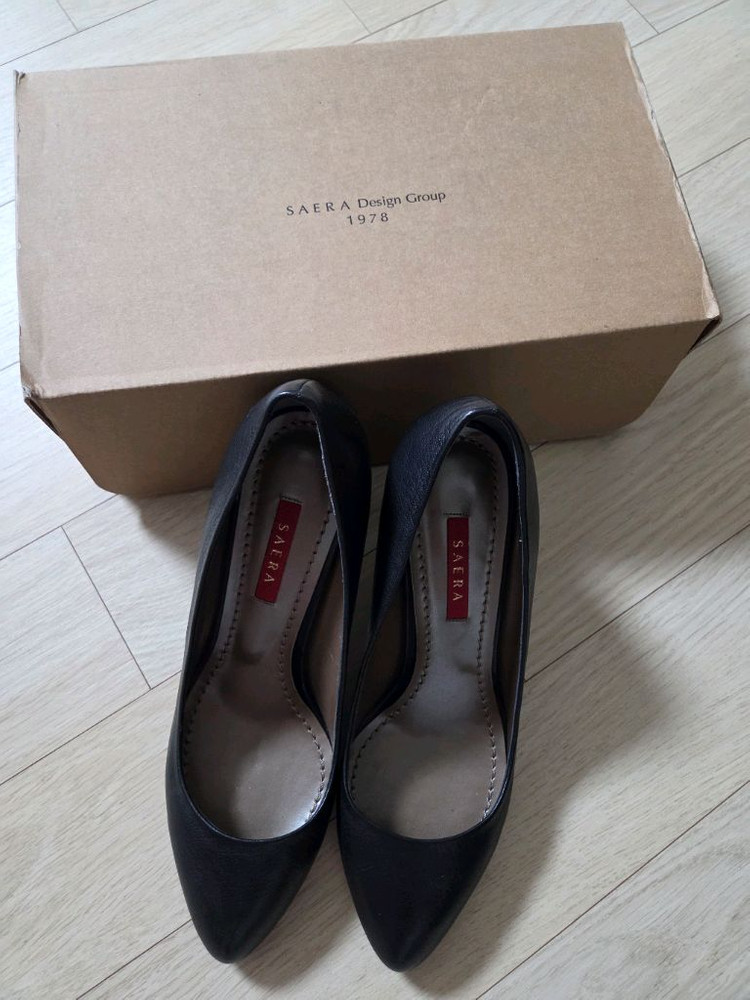 세라 블랙 펌프스 240mm 이미지