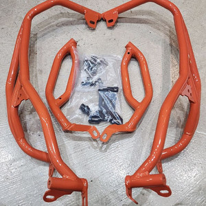 KTM 어드벤처 390 엔진가드 프레임 이미지