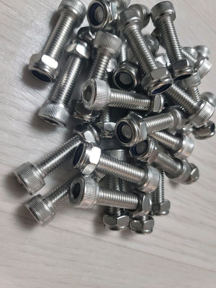 육각 렌치 볼트 M8 x30mm 스텐 sus 나일론 너트 포함 이미지