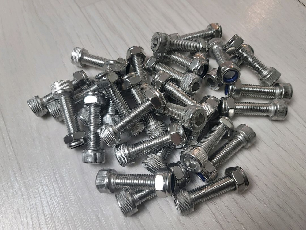 육각 렌치 볼트 M8 x30mm 스텐 sus 나일론 너트 포함 이미지