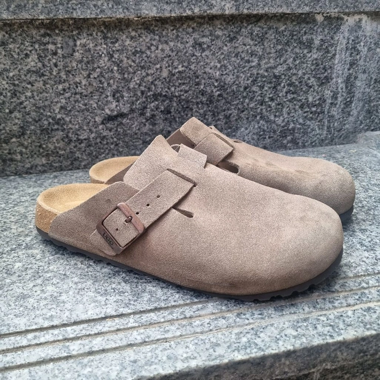 Ugg 슬리퍼 260 사이즈 팝니다 이미지