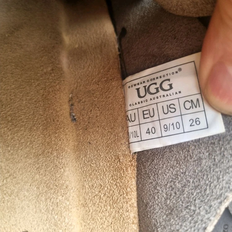 Ugg 슬리퍼 260 사이즈 팝니다 이미지
