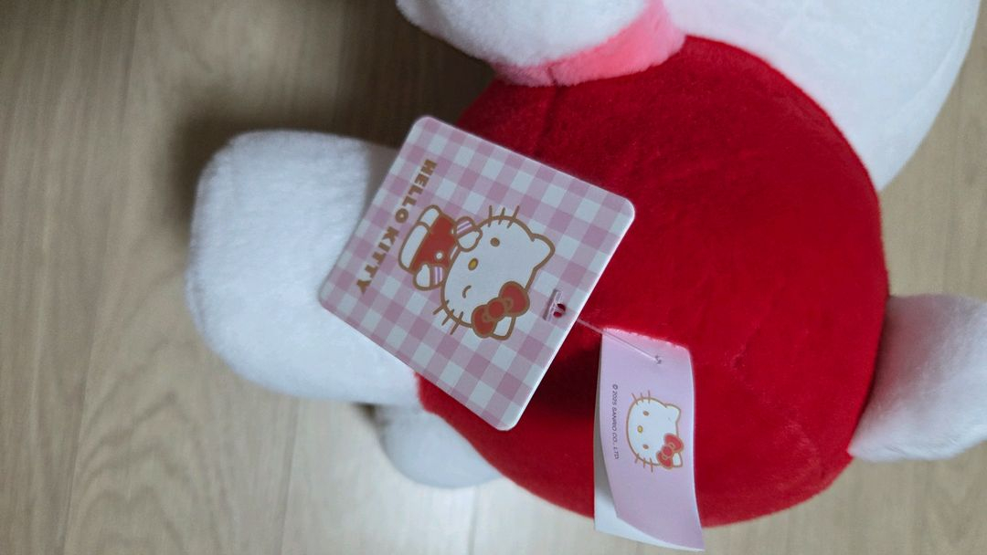 사과 키티 인형 이미지