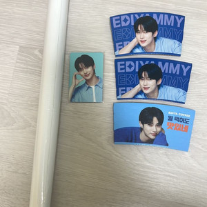 [미개봉]이디야 변우석 브로마이드+포카+컵홀더 이미지