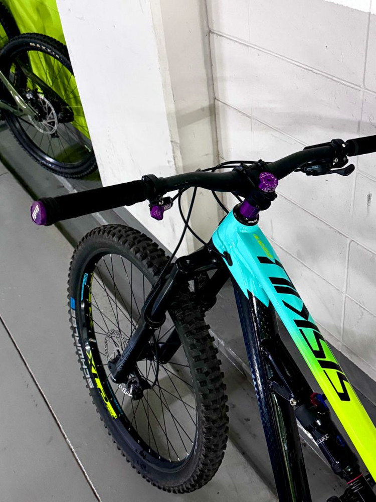 폴리곤 풀샥 mtb 자전거 이미지