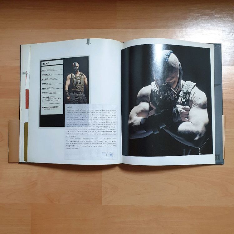 THE DARK KNIGHT MANUAL 아트북 이미지