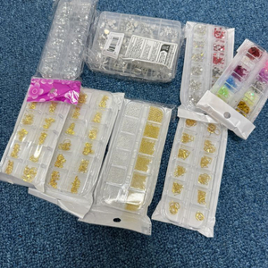 네일아트 파츠 일괄 대량판매 이미지