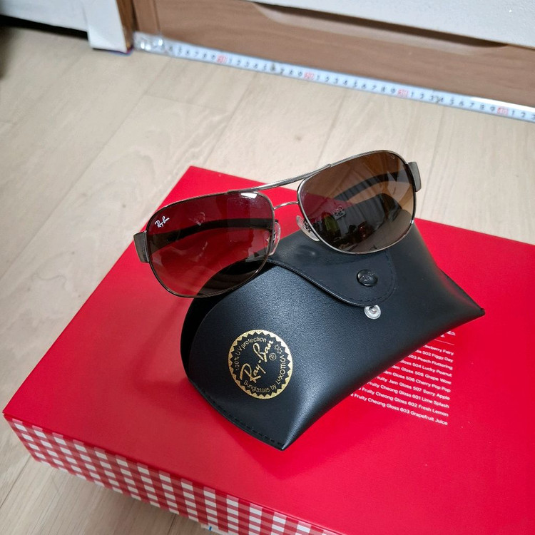레이벤 Ray Ban 선글라스 새것수준 이미지
