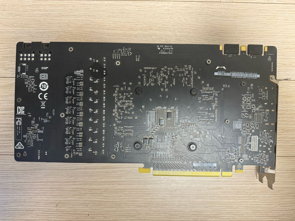 상태좋은 MSI GTX1080 써멀재도포 완료 이미지