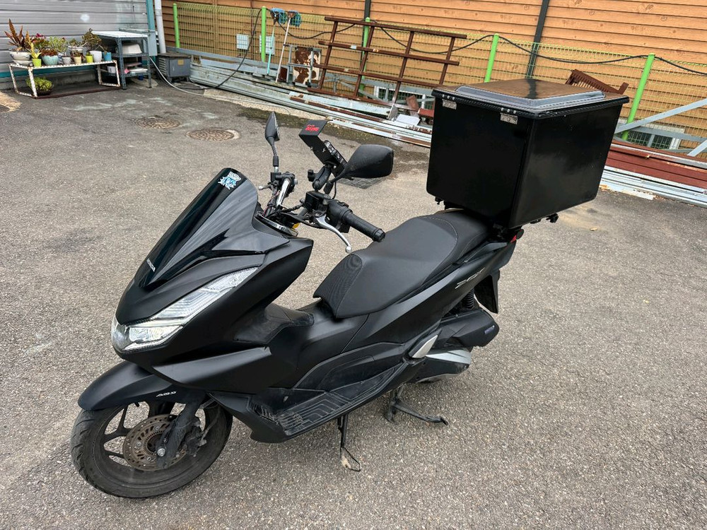 혼다 pcx125 24년 abs 배달풀셋팅 짧은키로수 판매합니다 이미지