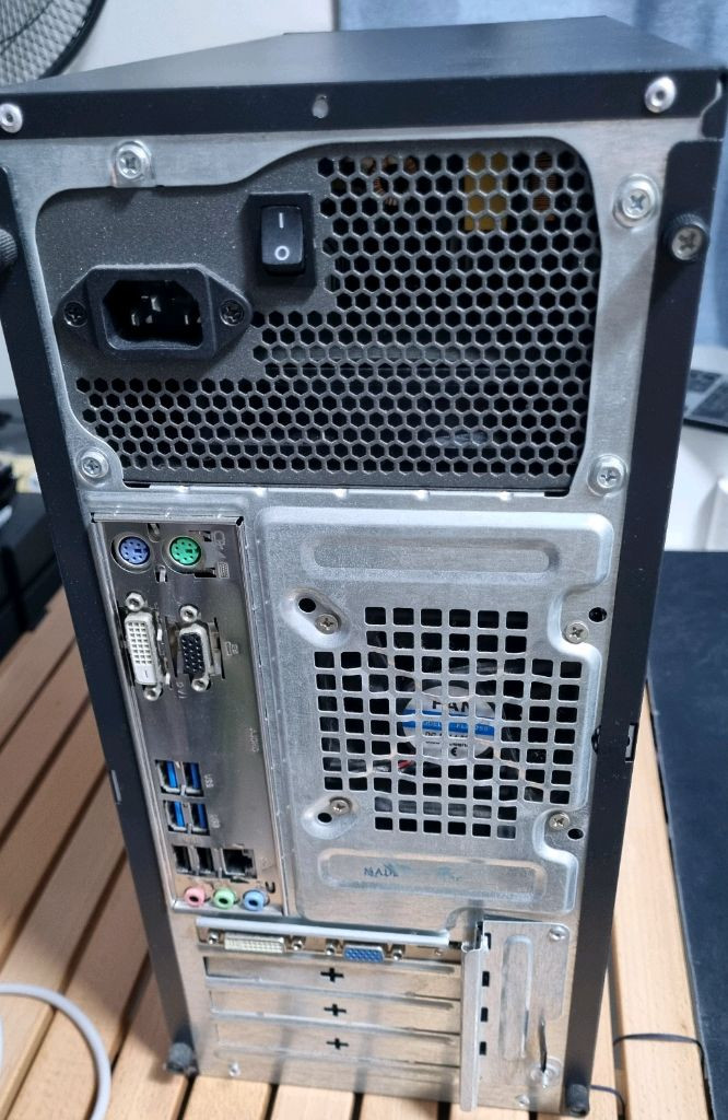데스크탑 본체 + LG 27MB85R 27인치 QHD 모니터 이미지