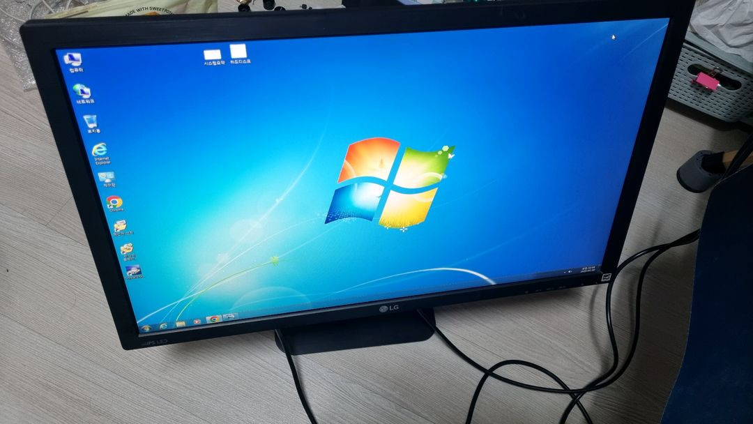 데스크탑 본체 + LG 27MB85R 27인치 QHD 모니터 이미지
