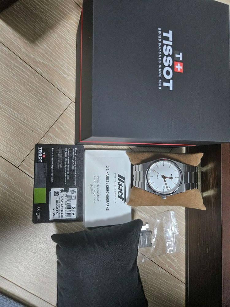 티쏘 PRX 쿼츠 화이트골드 40mm 이미지
