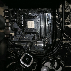 라이젠3900x / 메인보드 B450M-A / 커세어 수냉쿨러 Corsair H100i RGB Platinum 이미지