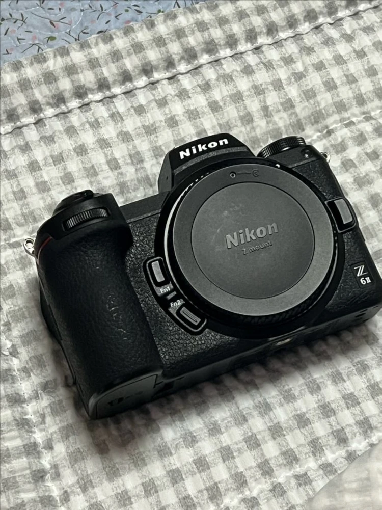 니콘 Z6II 이미지