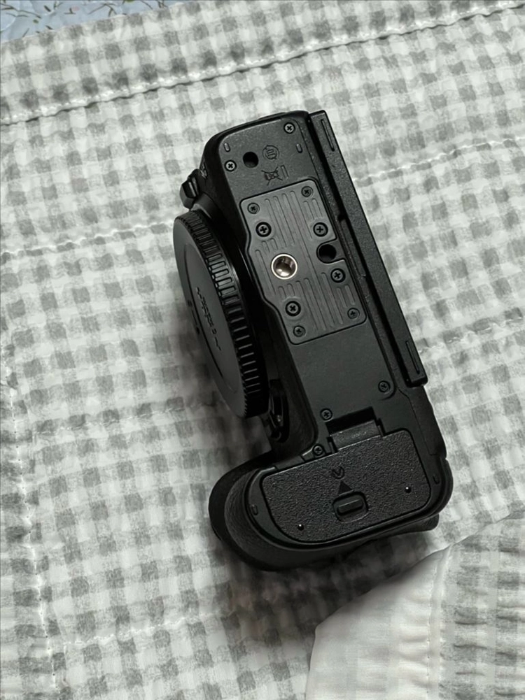 니콘 Z6II 이미지