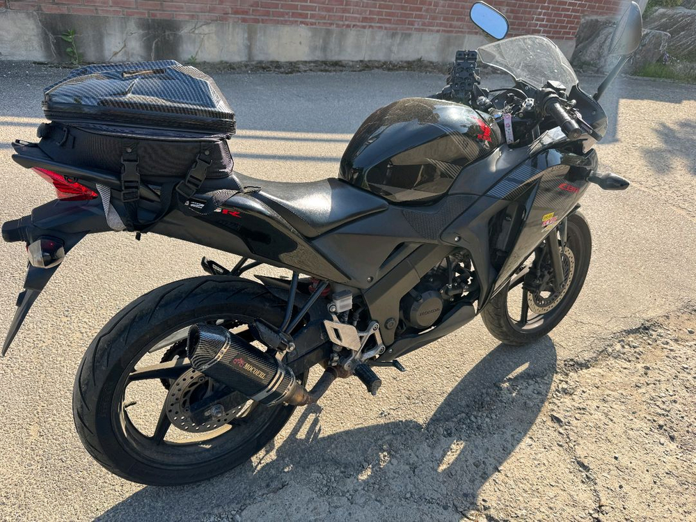 혼다 cbr125 16년형 풀배기 짧은키로수 판매합니다 이미지