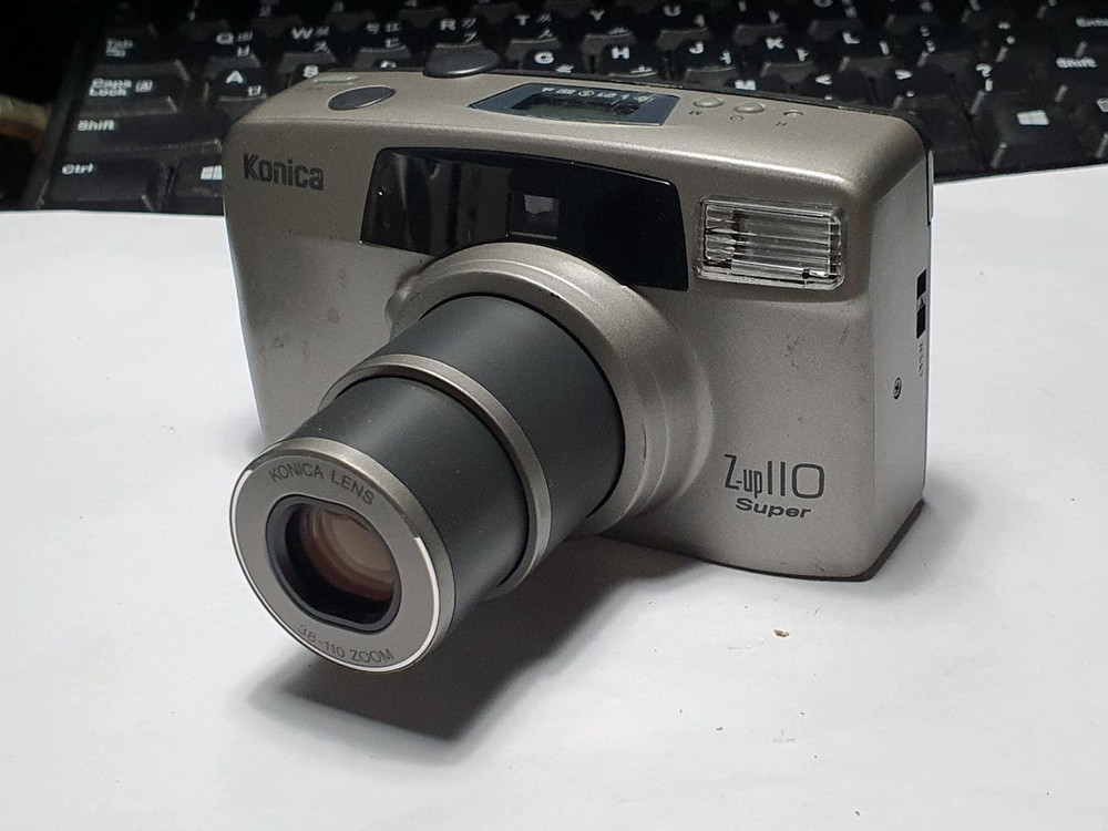 코니카 Z-up 110super 38-110 필름카메라 / 빈티지 레트로 로모 앤틱 y2k 일본 감성 필카 인테리어 이미지
