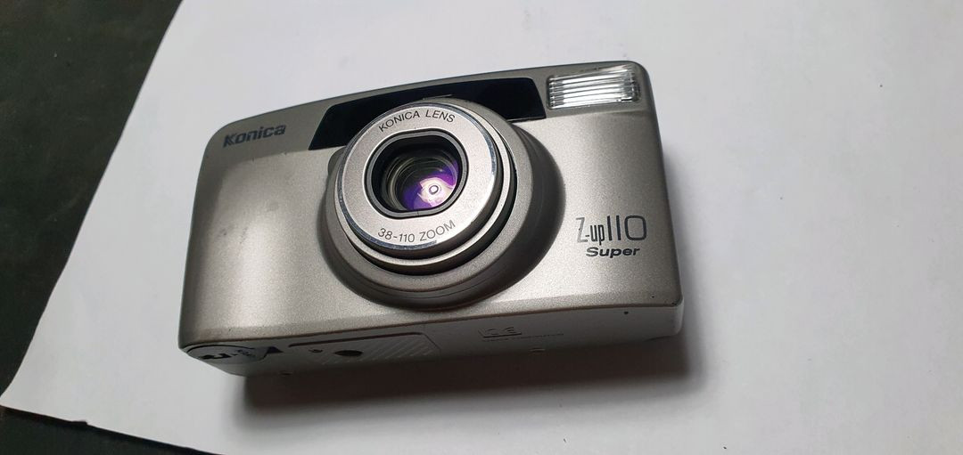 코니카 Z-up 110super 38-110 필름카메라 / 빈티지 레트로 로모 앤틱 y2k 일본 감성 필카 인테리어 이미지