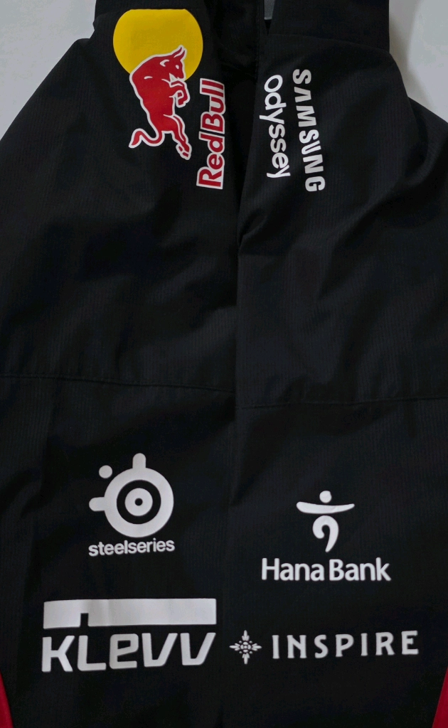 [2XL] T1 2024 썸머 LCK 유니폼 자켓(논 마킹 버전) 이미지