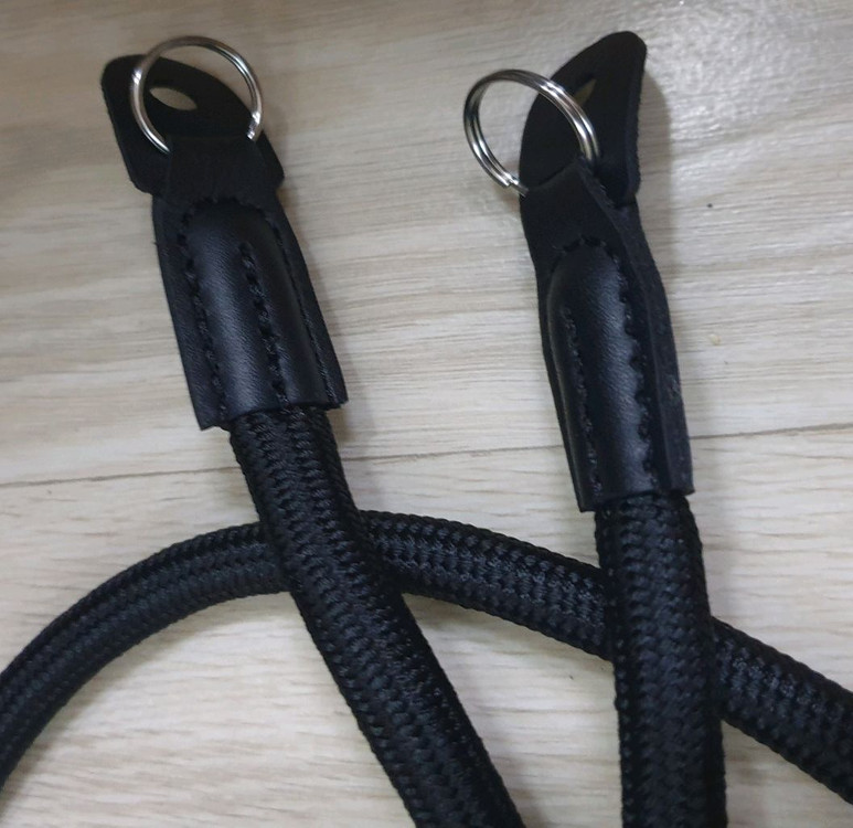 로프형 카메라 스트랩 블랙 이미지