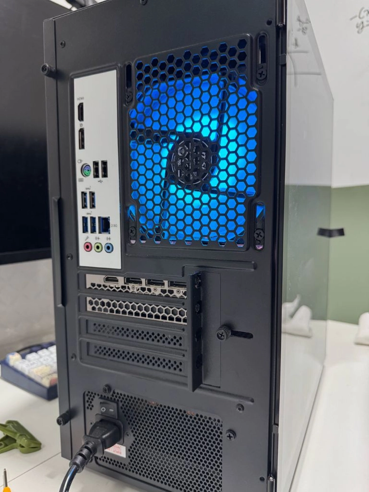 RTX3060TI 게이밍 데스크탑 이미지