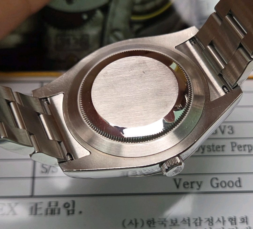 롤렉스 데이저스트41 Ref.116334 블루청판 로만다이얼 (감정서 포함) 이미지