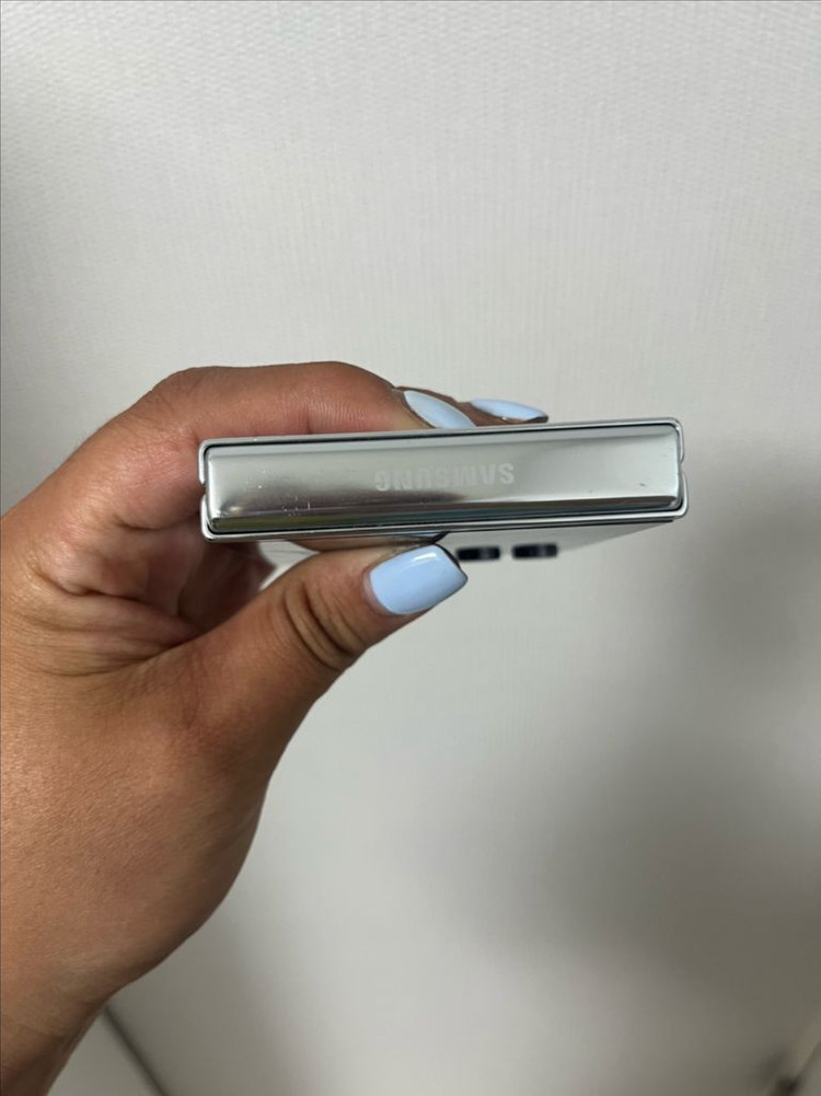 갤럭시z플립5 스마트폰 민트 512GB 이미지