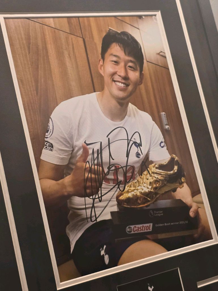 손흥민 득점왕 친필싸인 액자 이미지