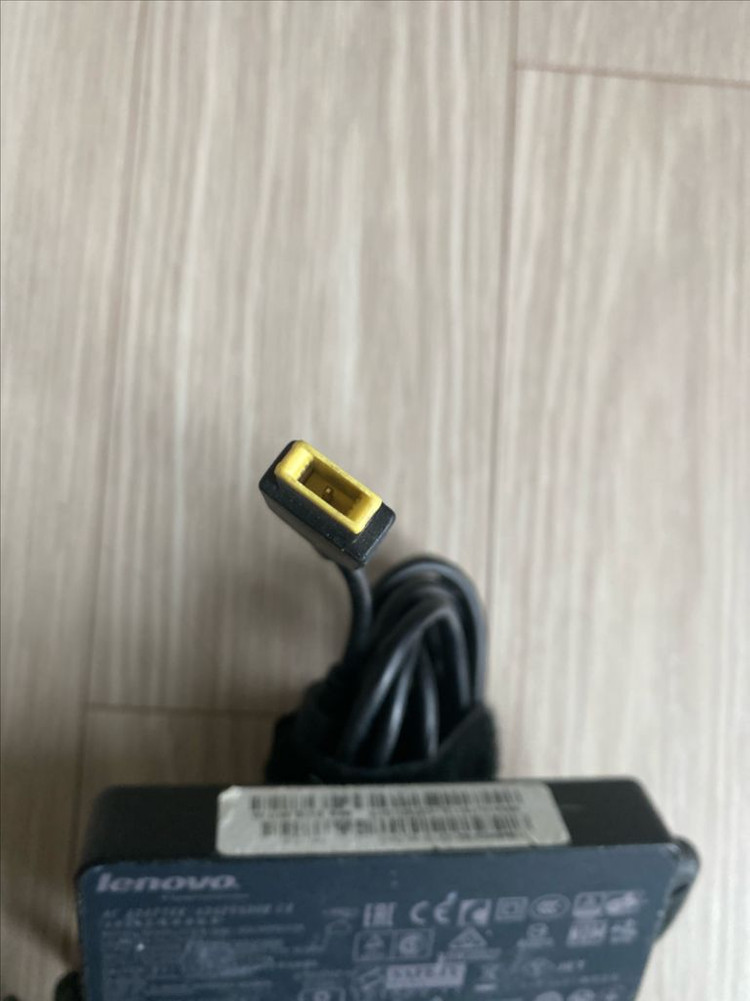 레노버 전용 65W 노트북 충전기 ADLX65SLG2A 이미지